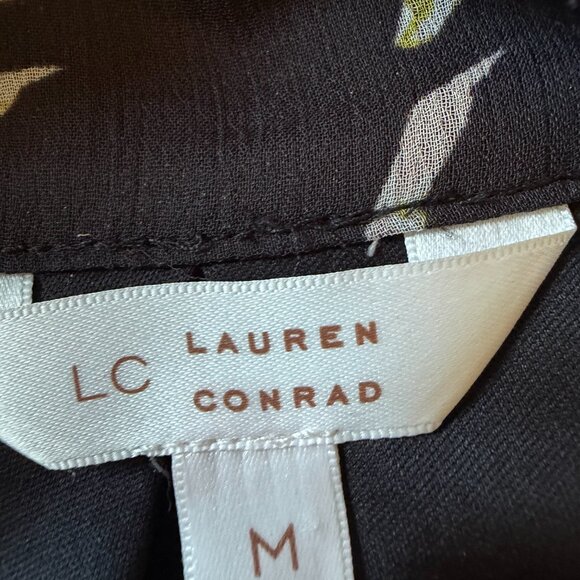 🪻5/$15 EUC LC Lauren Conrad Black Floral Blouse. Chest 19" - Picture 5 of 7